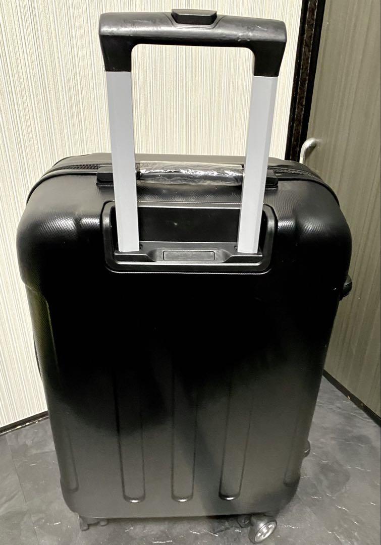 新品　送料込み　軽量エンボス加工　ABS＋PC混合樹脂スーツケース大型28インチ