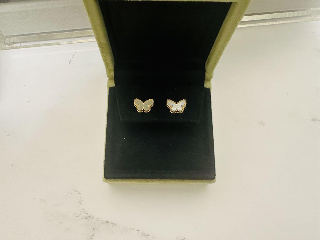 2024年8月に新品購入。Van Cleef & Arpels パピヨン　ピアス