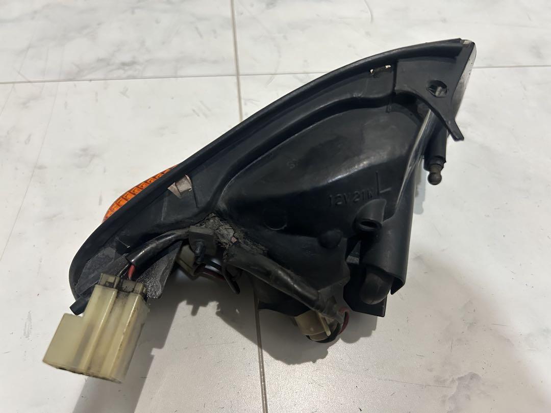 日産純正R32スカイライン　ウインカー左右セット