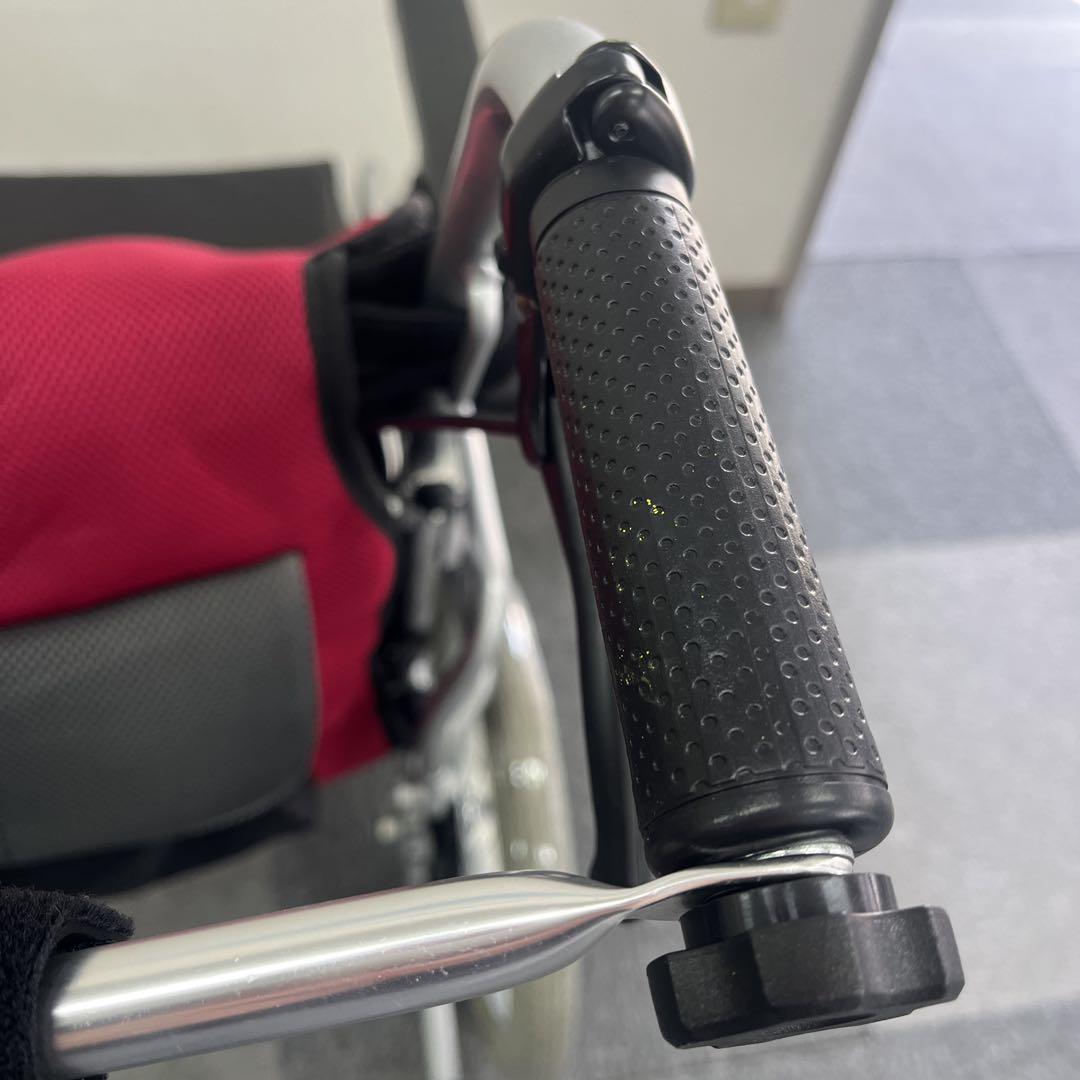 座王　介助用車椅子　NAH-521W シート幅42cm 専用工具付き