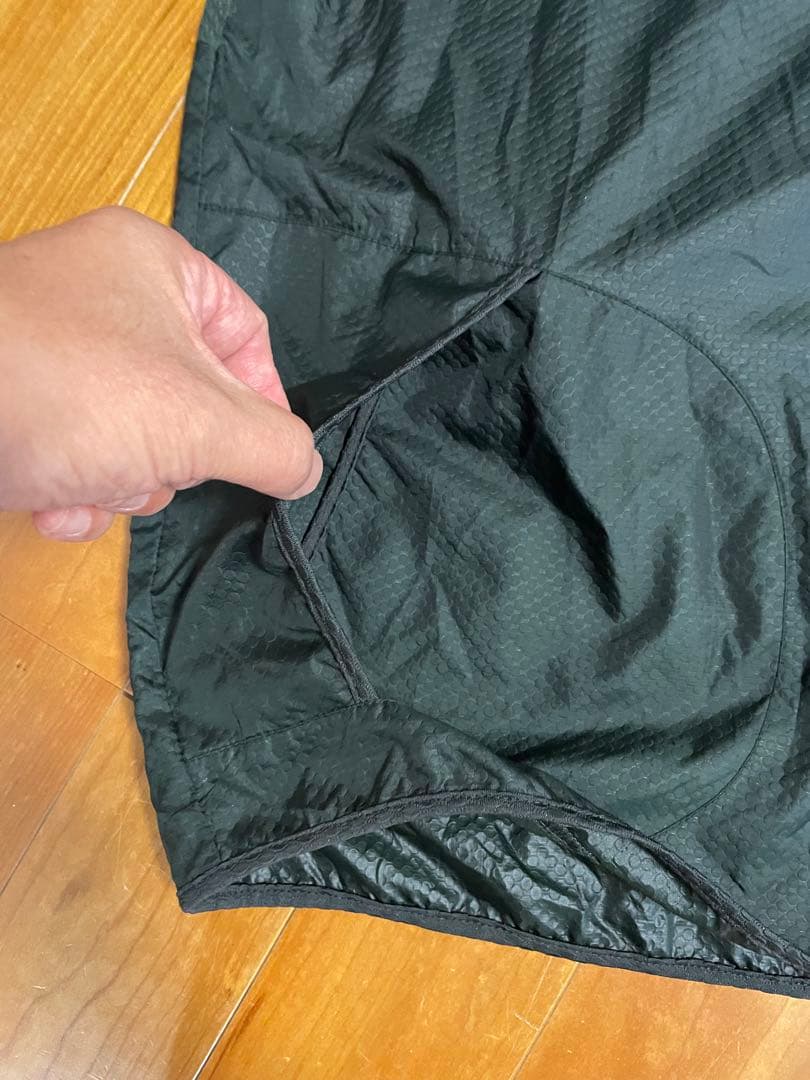 【希少サイズ】 GYAKUSOU ナイロンパーカー 深緑 ダークオリーブ 【希少サイズ】 GYAKUSOU ナイロンパーカー 深緑 ダークオリーブ