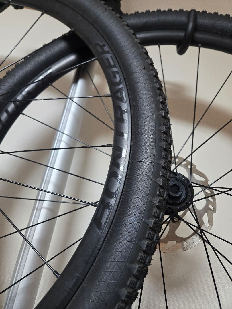 Bontrager ボントレガー paradigm IRC タイヤホイール - メルカリ