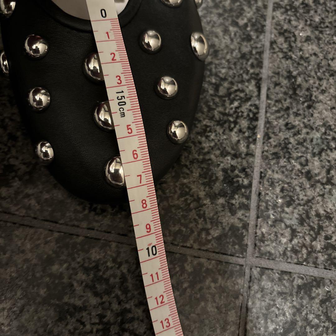 美品 ZARA スタッズレザー フラットシューズ 数時間着 ブラック