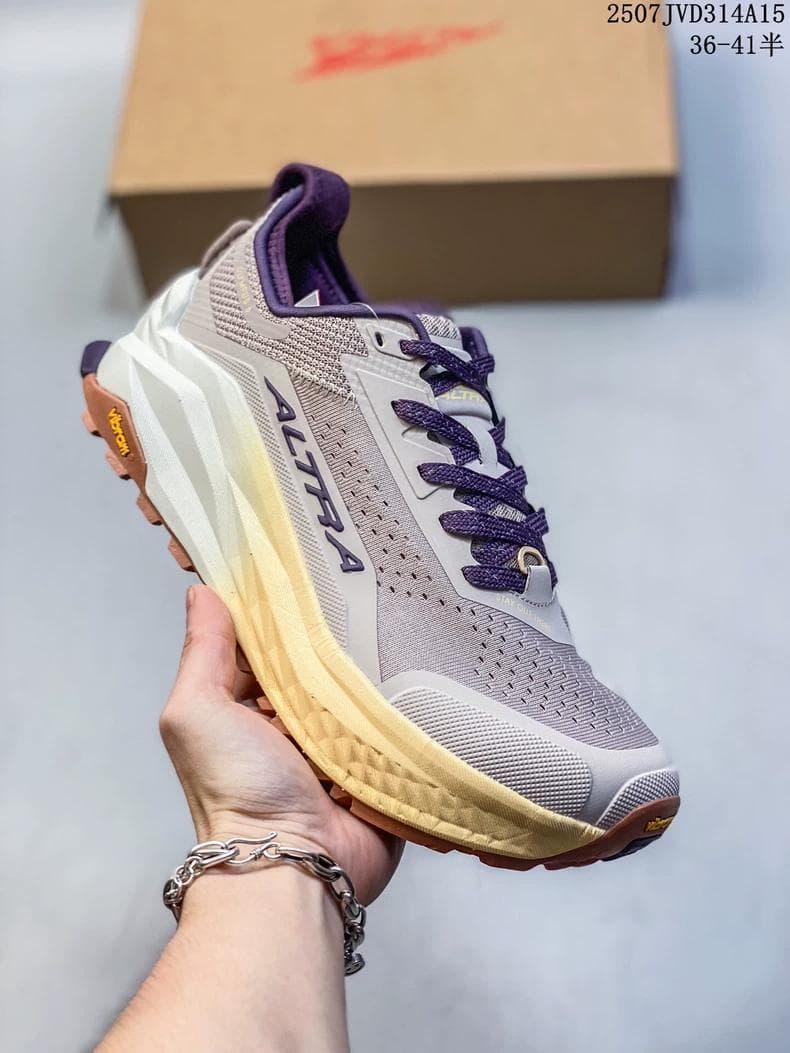 【ALTRA】OLYMPUS 6 クッション性 全地形対応 防滑・減震