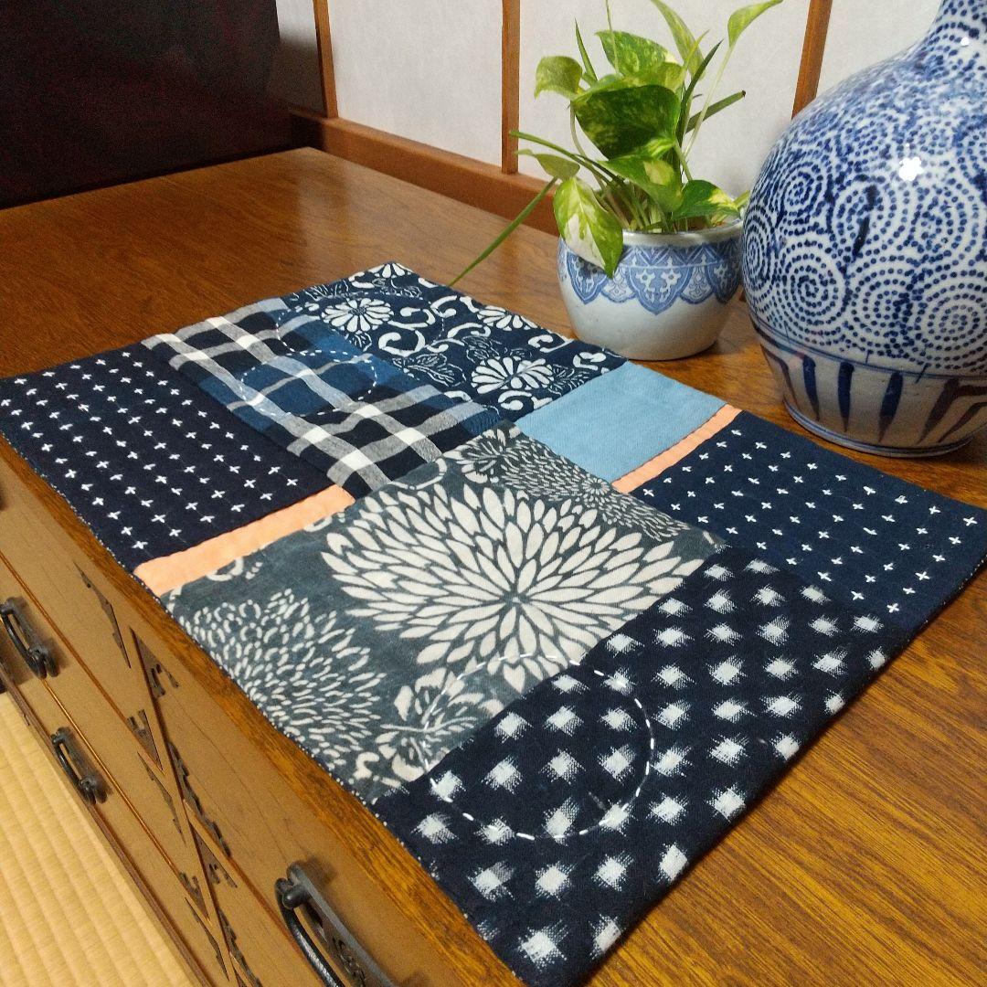 古布　藍染　パッチワークキルト　古布リメイク　ハンドメイド　テーブルセンター 古布 藍染 パッチワークキルト 古布リメイク ハンドメイド