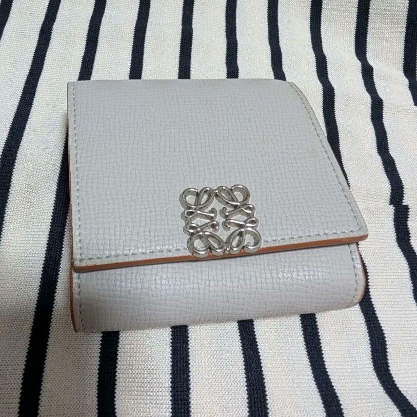 LOEWE　アナグラム　グレー　二つ折り財布
