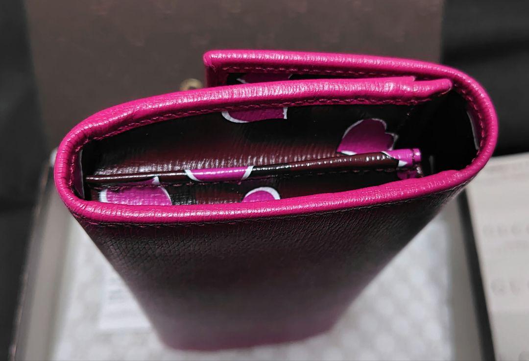 『未使用』　GUCCI　グッチ　ラブリー　ハート　長財布　財布　レディース