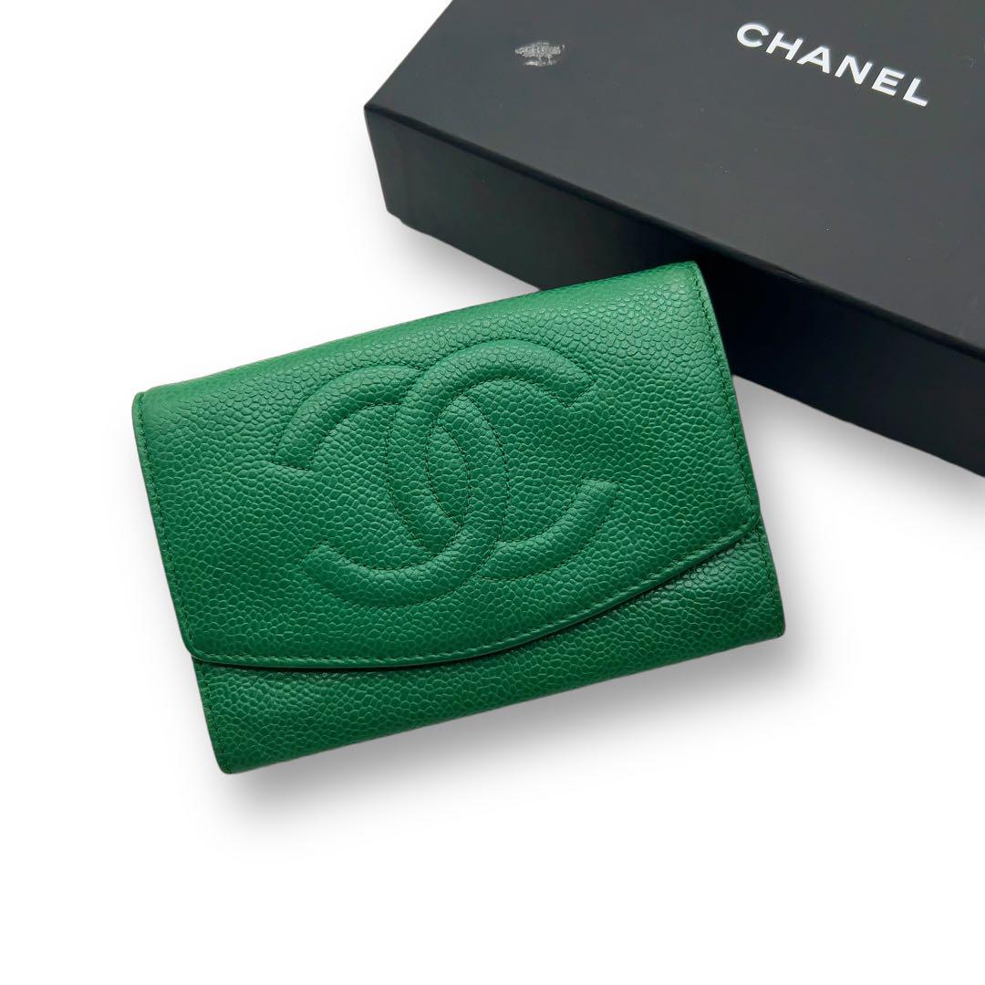 【希少色】CHANEL ビック ココマーク キャビアスキン 折り財布 グリーン 画像1