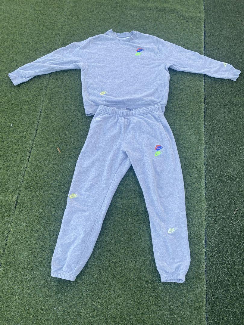 NIKEエッセンシャルスウェットセットアップ グレーXL