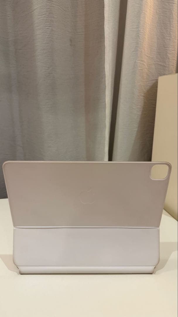 Apple iPad Magic Keyboard 12.9インチ用 UK Apple iPad Magic Keyboard 12.9インチ用 UK