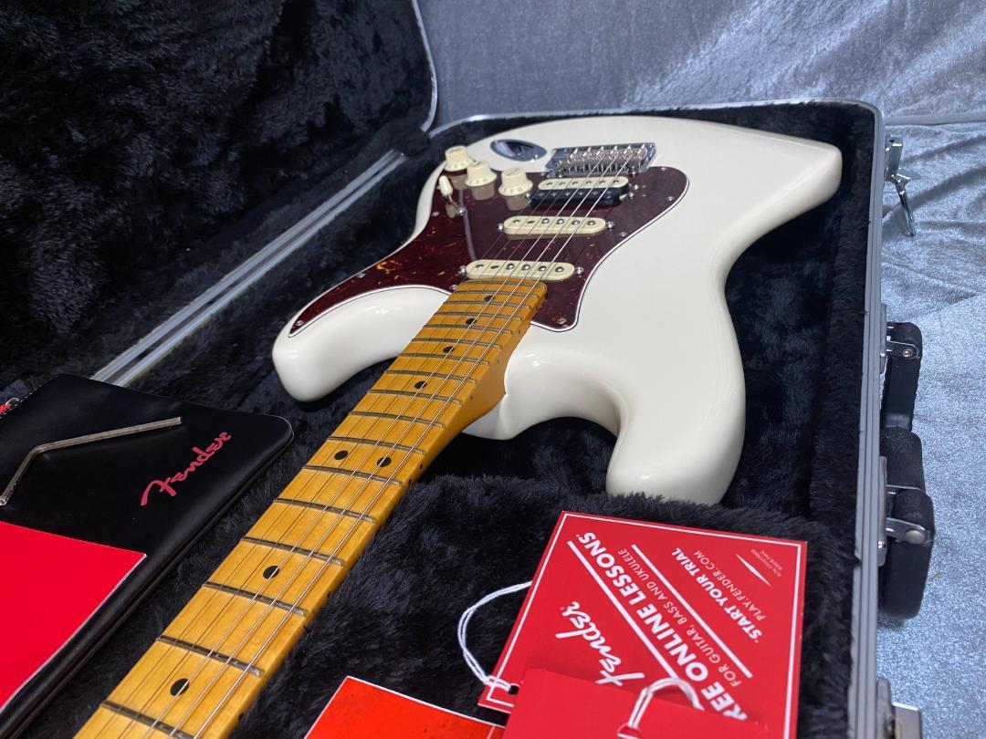 Fender USA アメリカン・プロフェッショナル II ストラト HSS