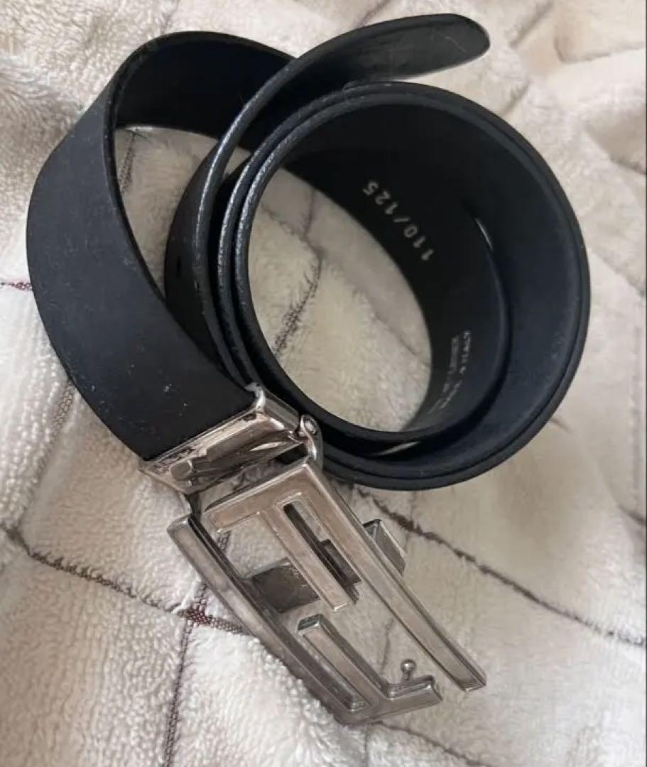 FENDI フェンディ ロゴ FF金具 ベルト イタリア製レザー