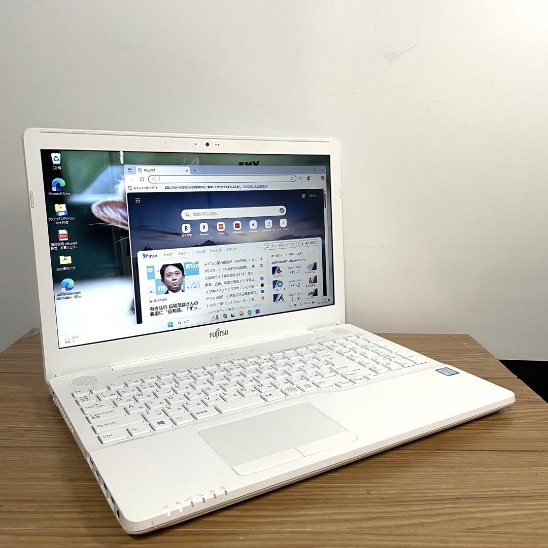 設定済ホワイトi7/SSD＋HDDノートPC Windows11オフィス カメラ