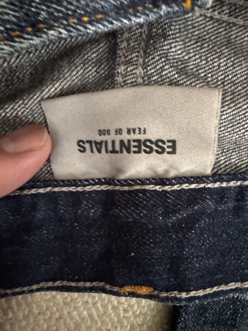 パンツ FEAR OF GOD ESSENTIALS Denim Jeans