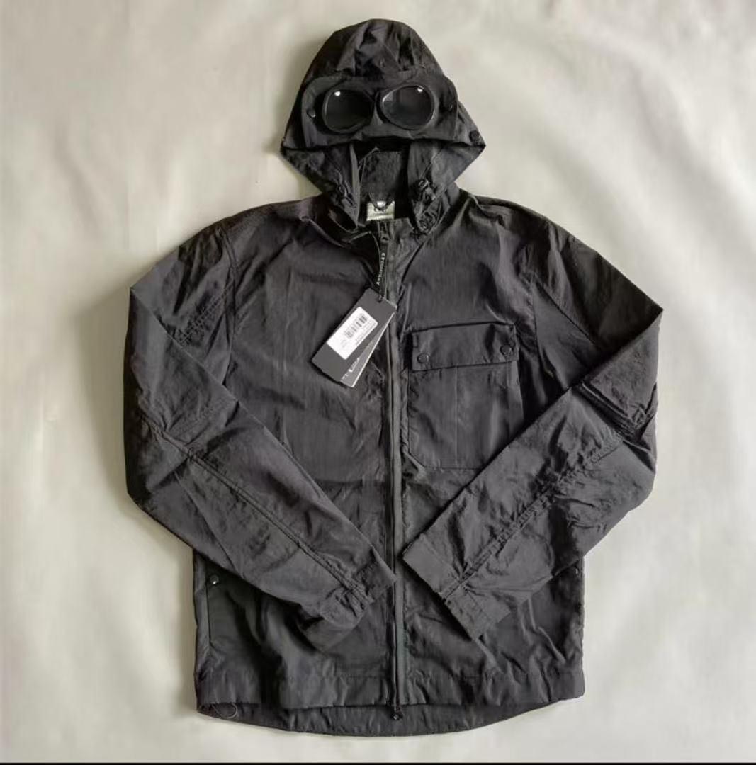 CP Company ゴーグル付きジャケット 黒 シーピーカンパニー
