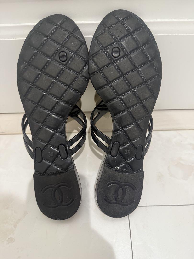 CHANEL ココマークカメリアデザインサンダル　38 CHANEL ココマークカメリアデザインサンダル 38
