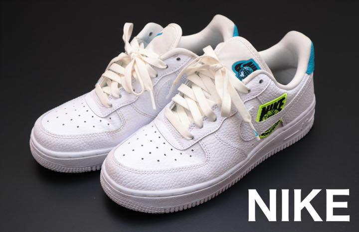 NIKE AIR FORCE 1 スニーカー