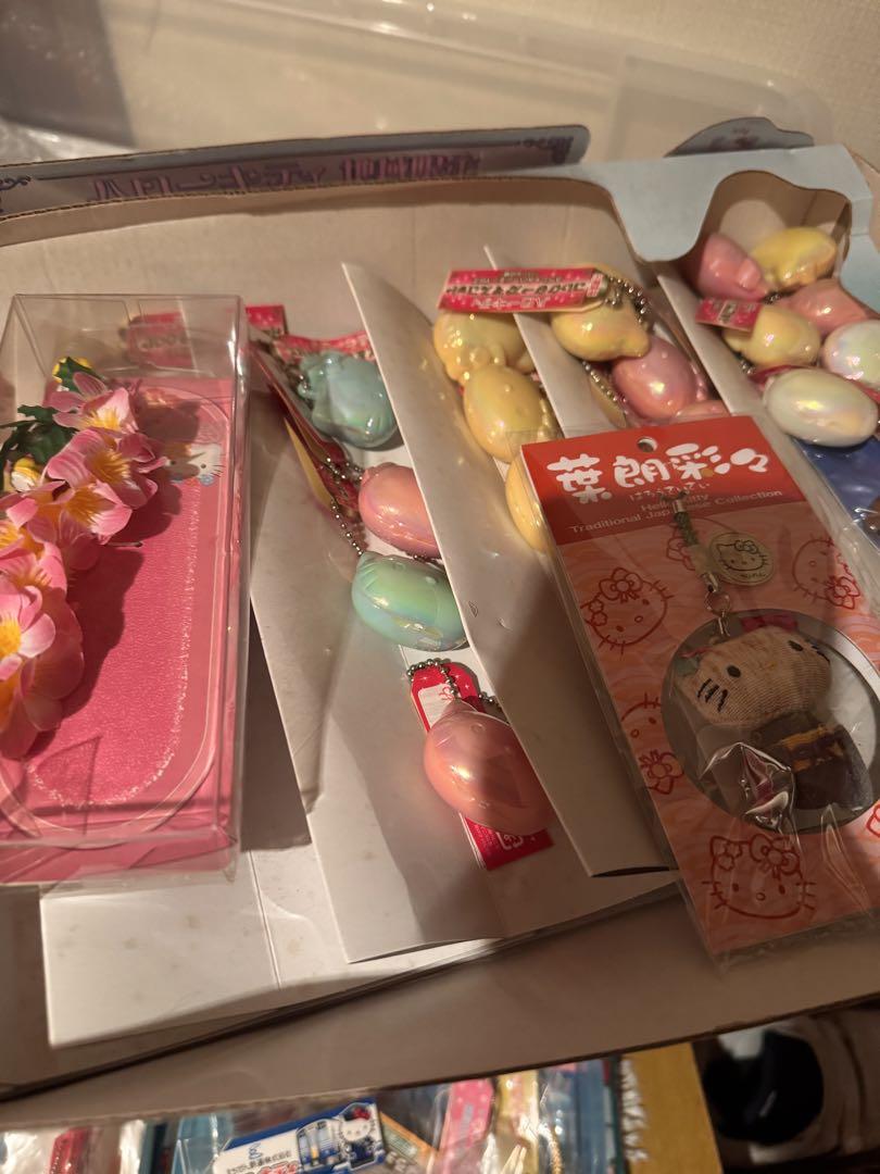 ハローキティ キーホルダー・アクリルキーホルダーセット