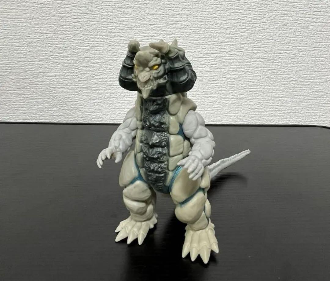 ウルトラ怪獣EXシリーズ クローンシルバゴン 激レア 800シリーズ 美品