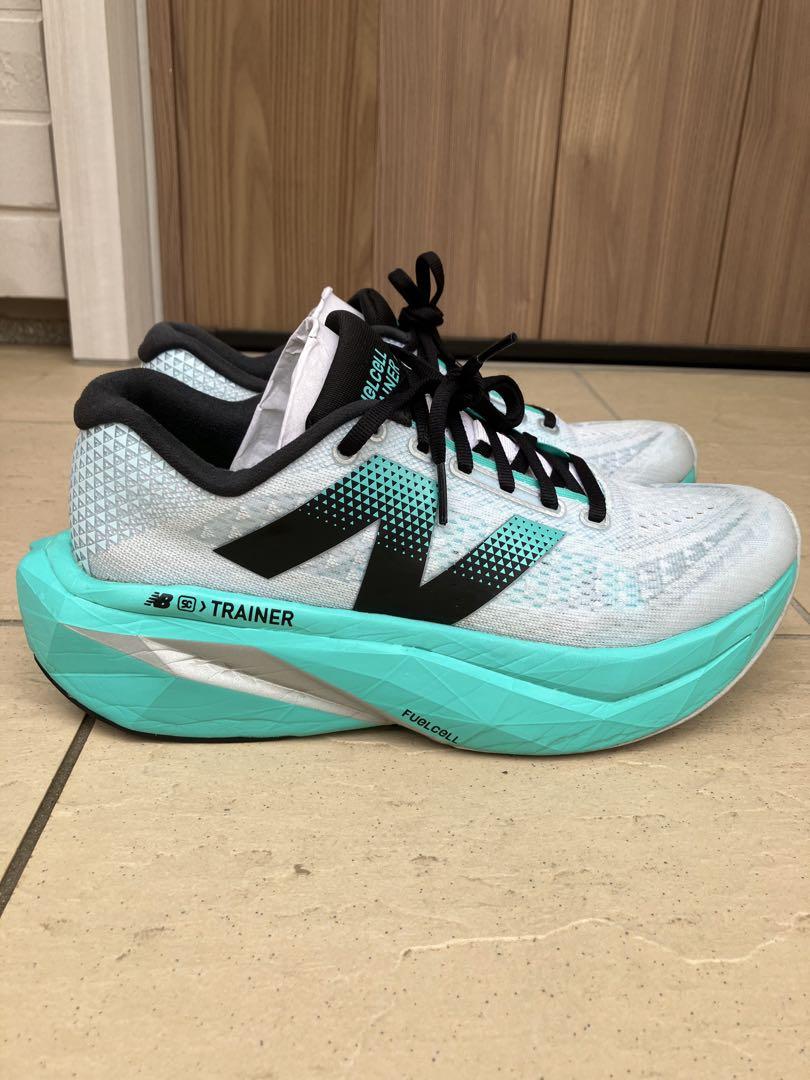 NewBalance FuelCell supercomp Trainer v4