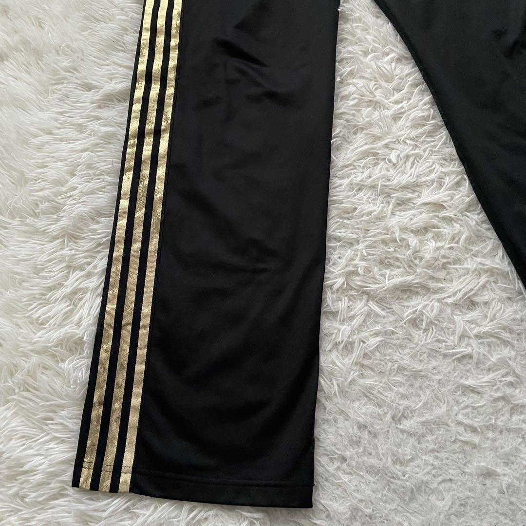 adidas トレフォイル　刺繍　ジャージ　上下　セットアップ