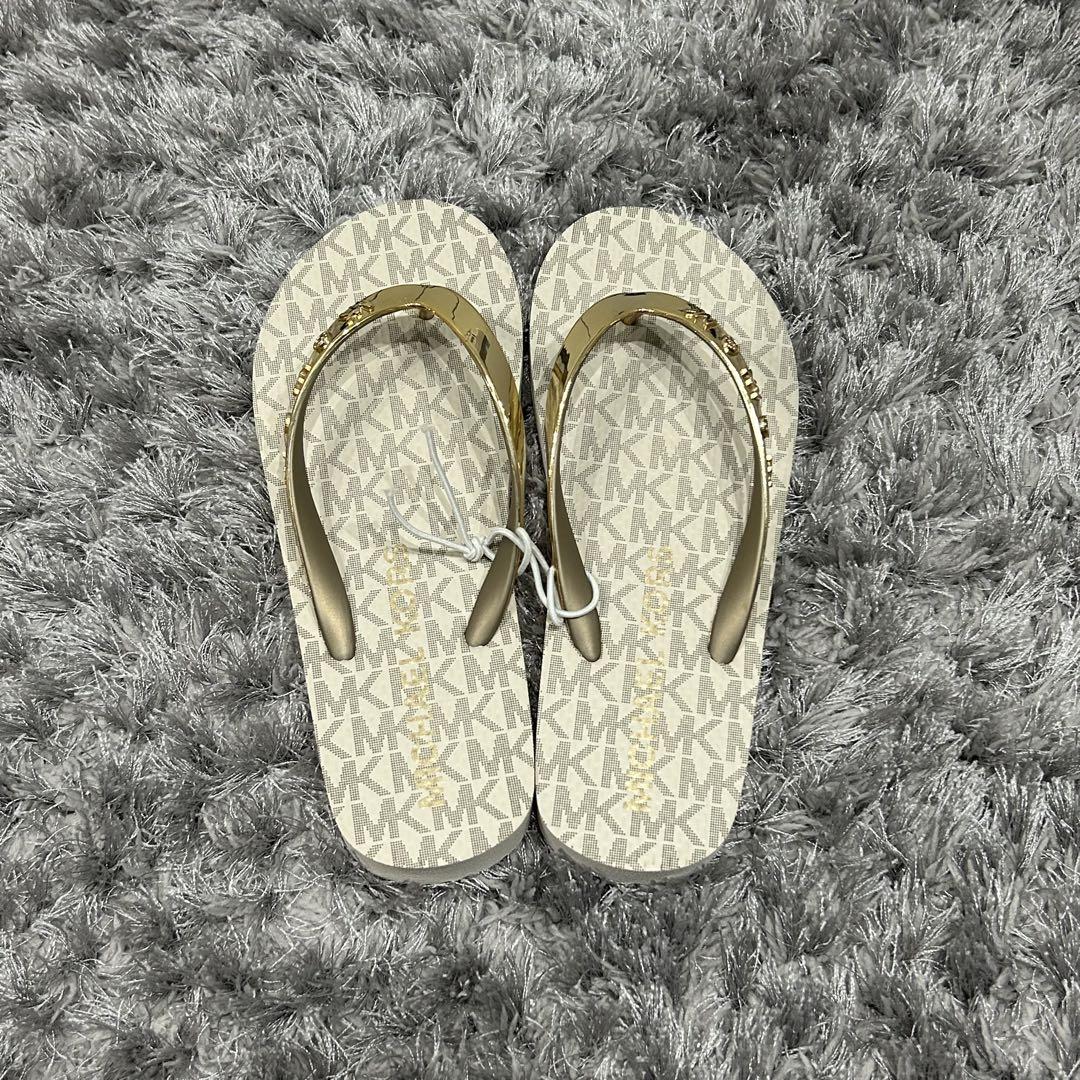 MICHAEL KORS☆シグネチャー ロゴ☆ビーチサンダル MICHAEL KORS - マイケルコース♡ビーチサンダルの通販 by Ü♥Ü