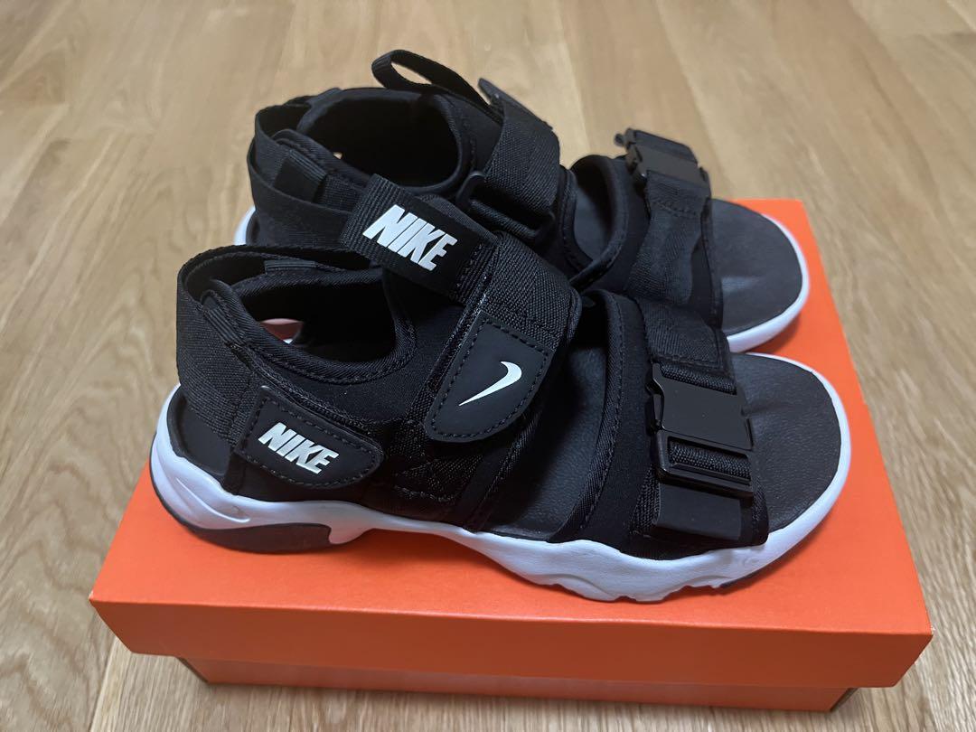Nike スポーツサンダル 黒