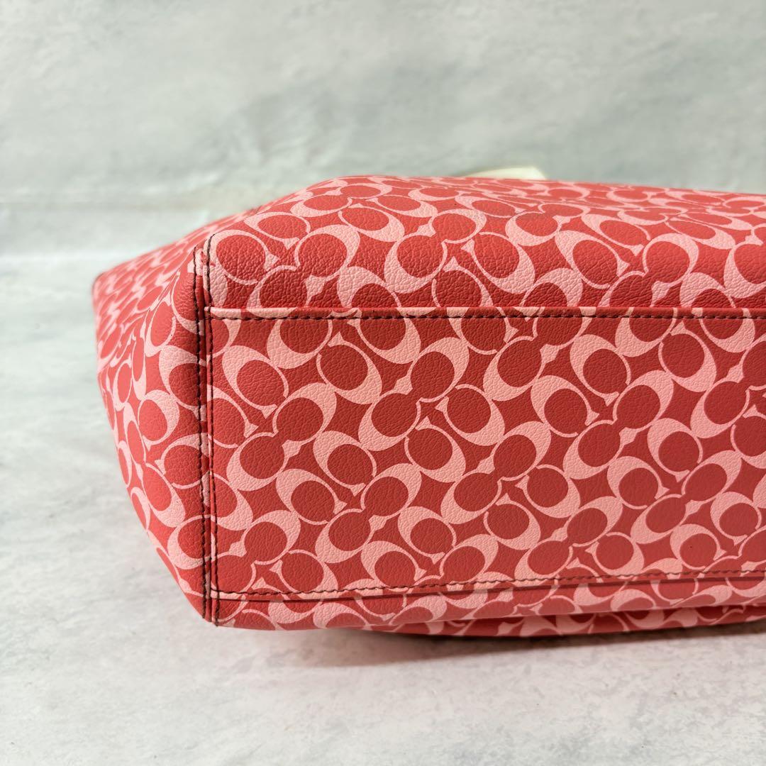 美品 COACH コーチ シグネチャー トートバッグ PVC レッド系