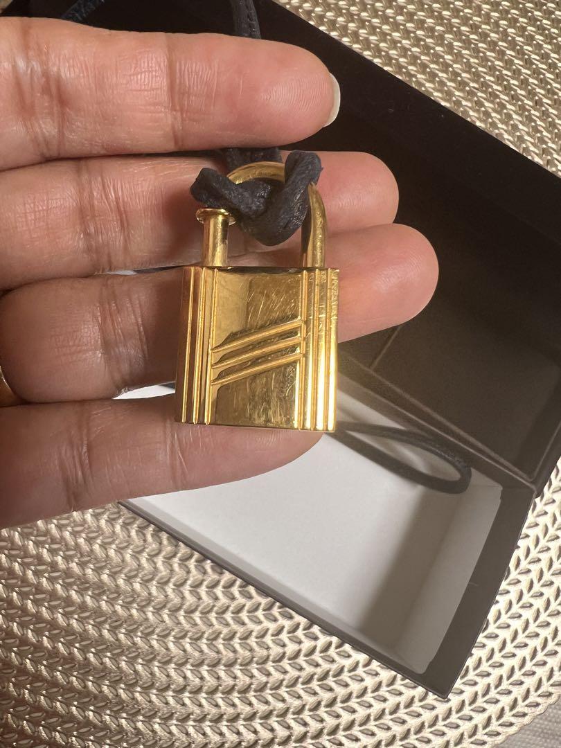 カタログギフトも！ HERMES 80cm PADLOCK CHARM アクセサリー