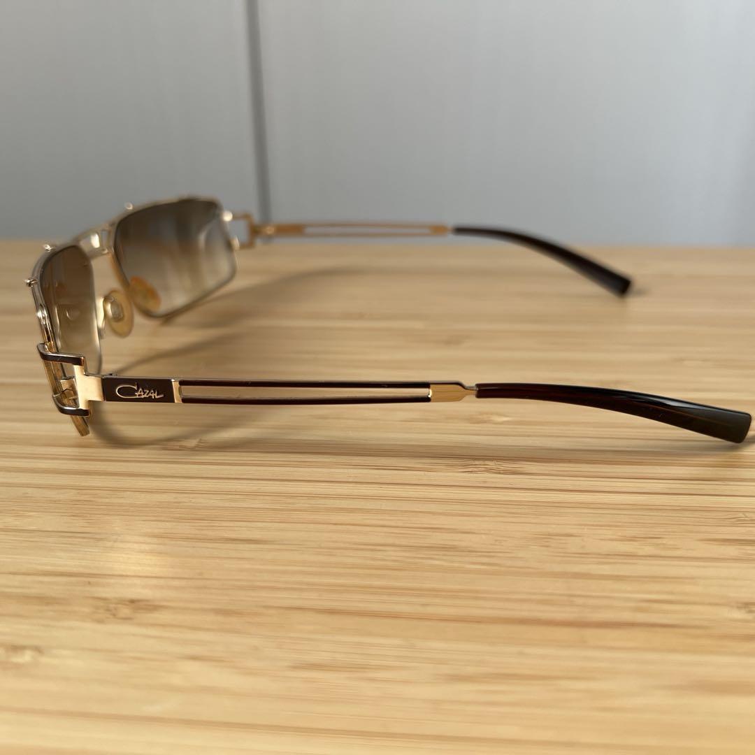 CAZAL ゴールドフレーム サングラス