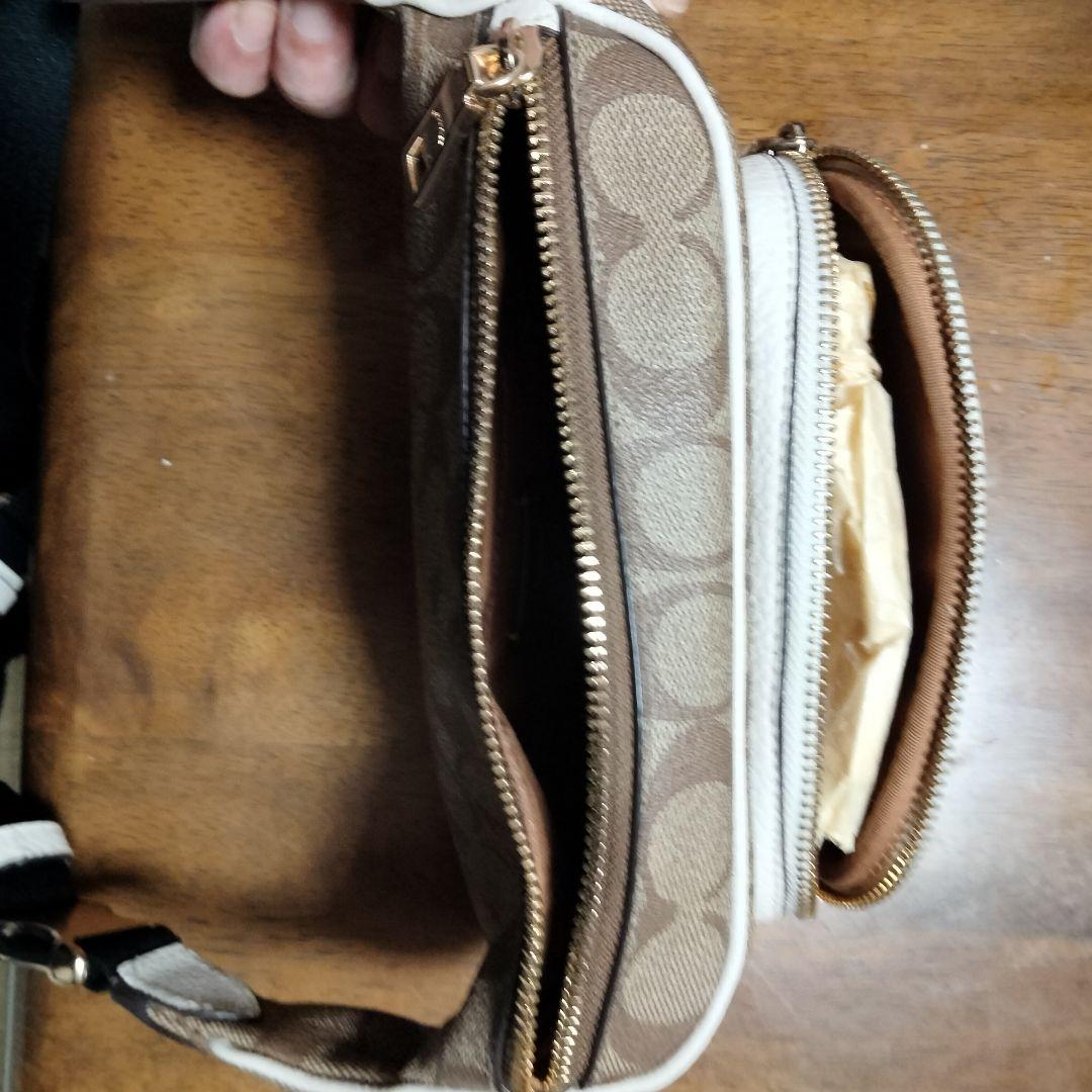最安値級価格 COACH ボディバッグ・ウエストポーチ ブラウン/ホワイト バッグ