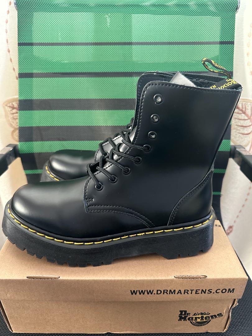 新品 Dr.Martens ドクターマーチン JADON 8ホールブーツ