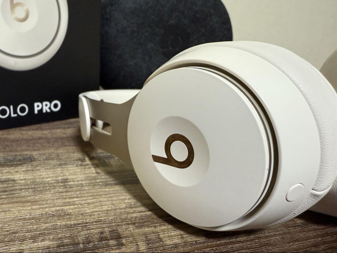 Beats Solo Pro ワイヤレスヘッドホン アイボリー