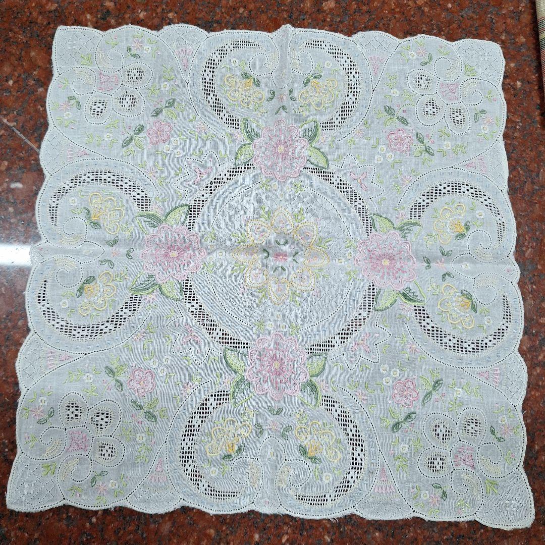 スワトウ刺繍 ハンカチ - メルカリ
