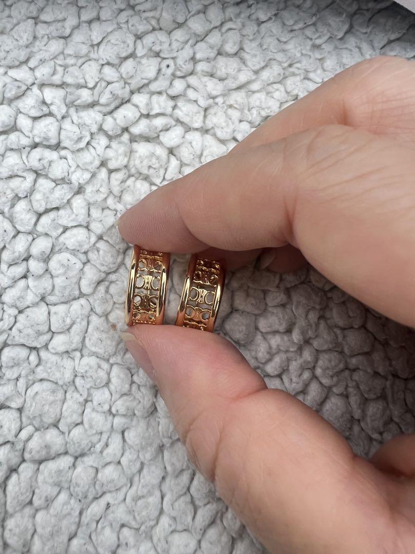 極美品　セリーヌ トリオンフ マルチフープ/ゴールドフィニッシュブラス　ピアス