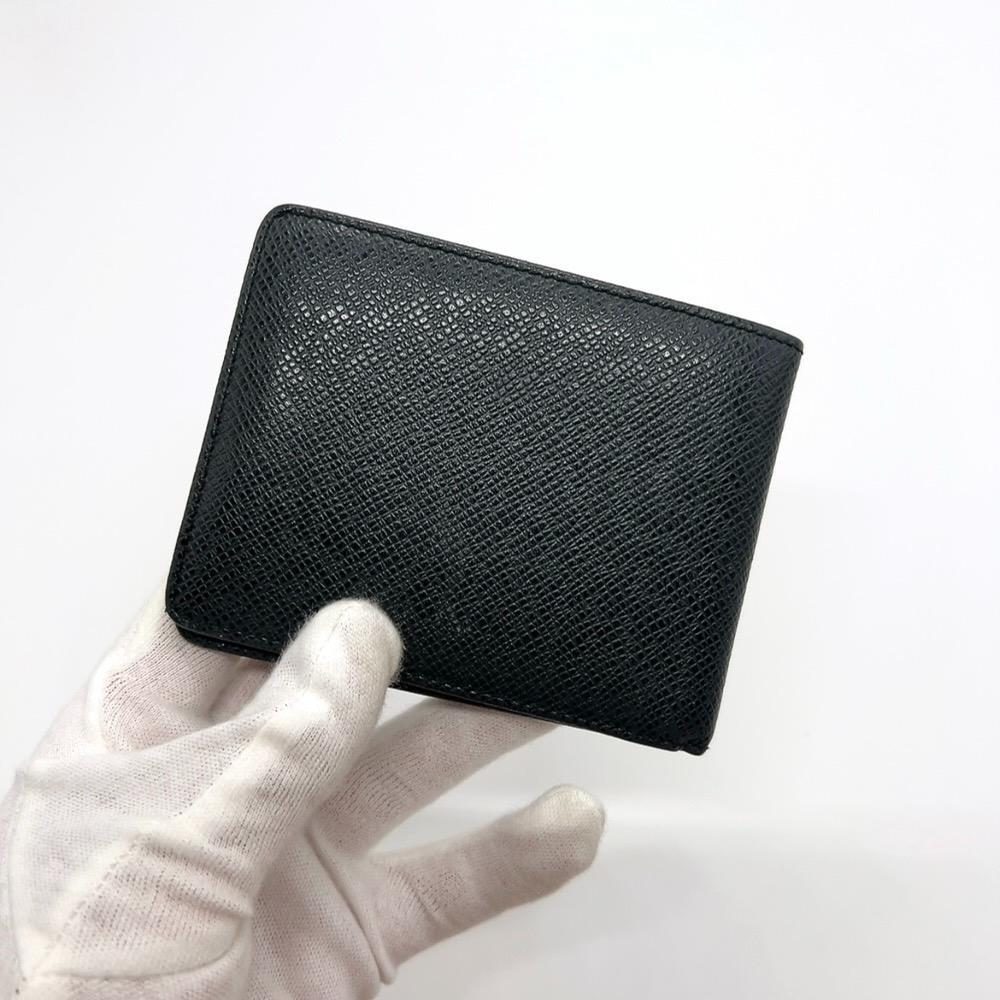 ルイヴィトン タイガ ポルト ビエ6 カルトクレディ 二つ折り財布