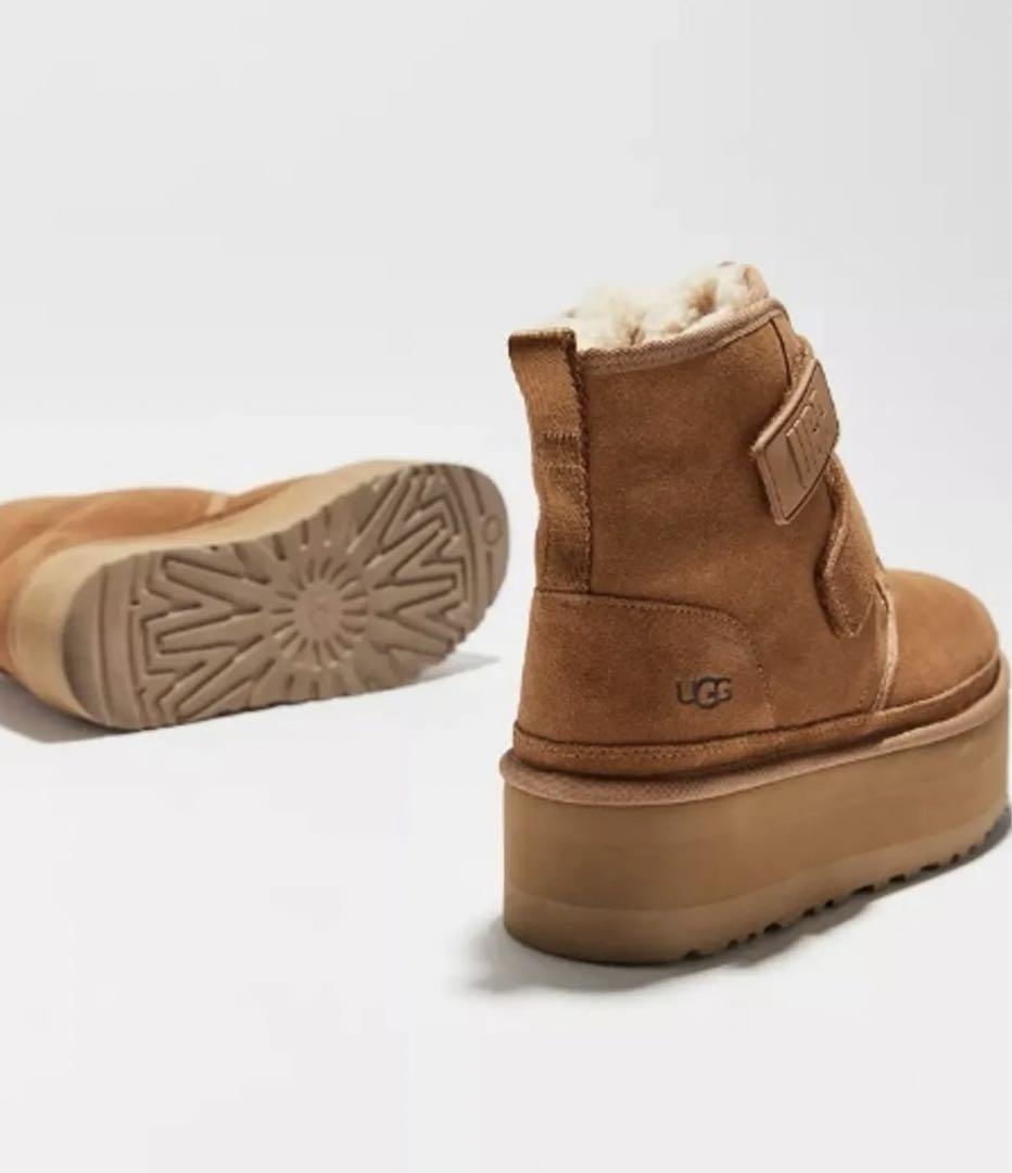 新品未使用　UGG プラットフォーム　厚底ブーツ　ムートン　ブラウン　ベージュ