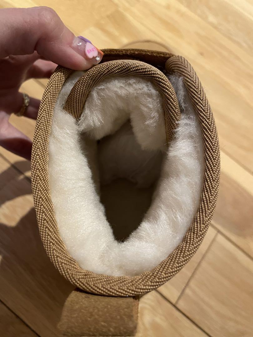 新品未使用　UGG プラットフォーム　厚底ブーツ　ムートン　ブラウン　ベージュ