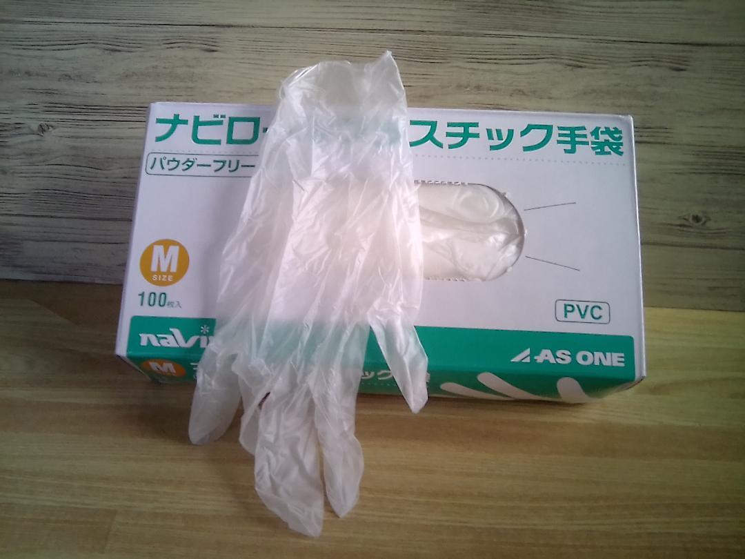 ♦新品・未使用♦)使い捨て手袋プラスチック手袋Mサイズ100枚入り（1箱）