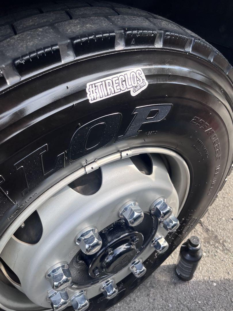 メーカー公認　LUHMI tire glos タイヤグロス　タイヤワックス