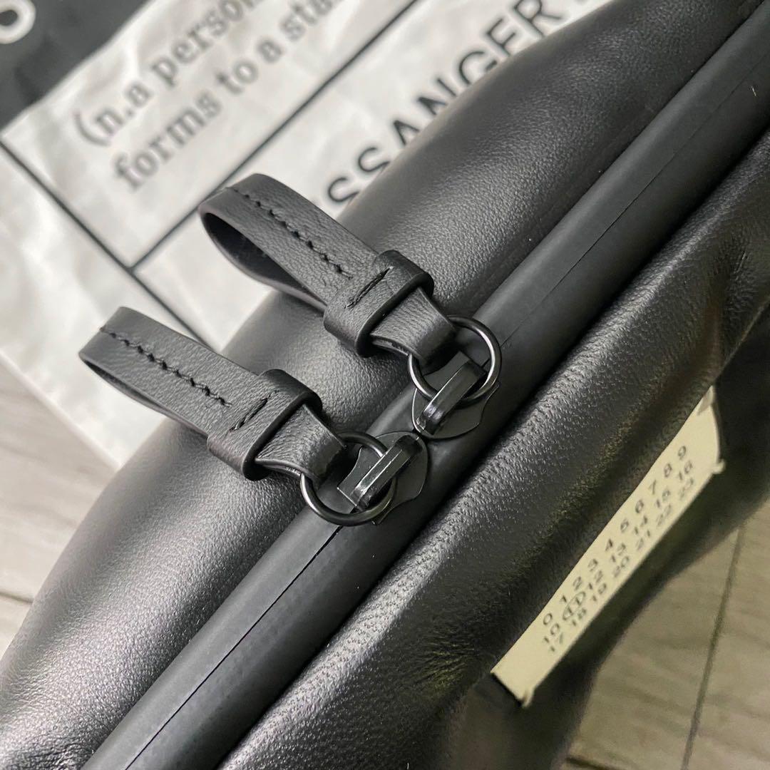 【送料関税込】Maison Margiela - ジップ ショルダー バッグ Maison margiela ショルダーバッグ