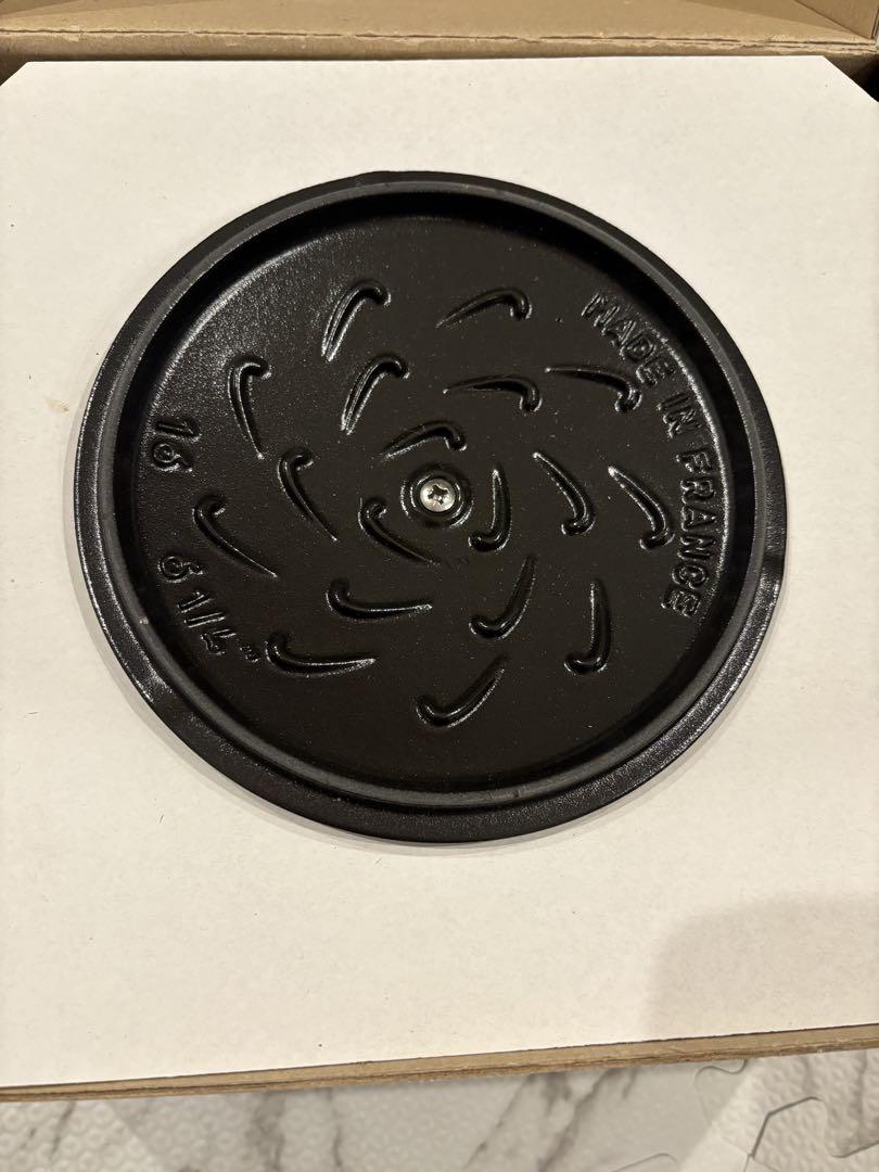 STAUB 鋳鉄 両手鍋 小型 黒　16センチ