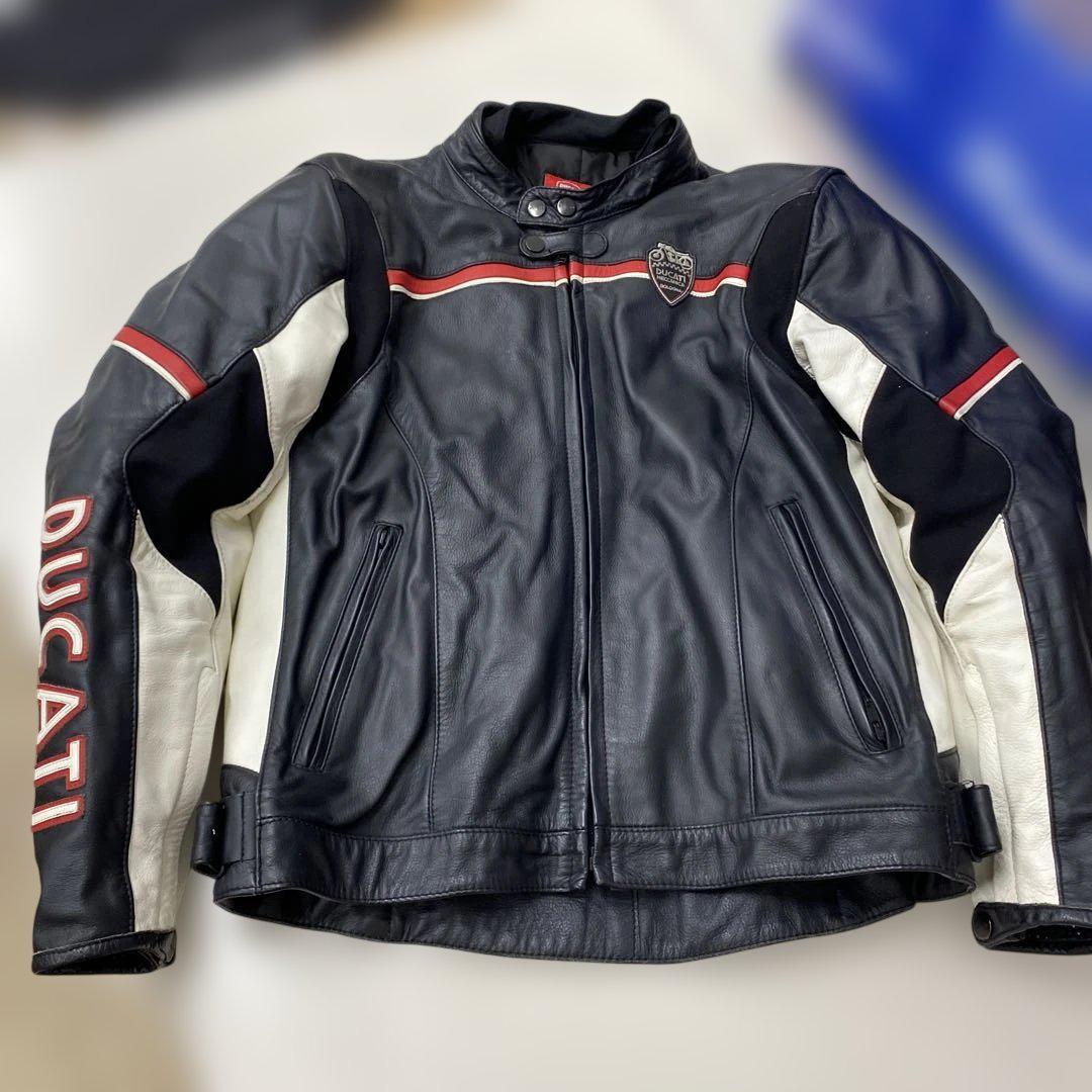 【美品】ドゥカディ ダイネーゼ ライダースジャケット バイクウェア L レザー Amazon.co.jp: ライダースジャケット-ドゥカティ メンズ 防寒