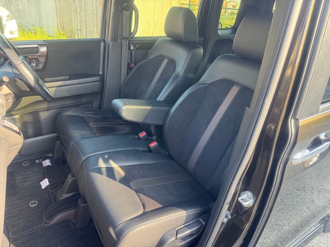 令和2年式　検9年2月　N-BOXカスタム　G Lターボホンダセンシング　修復無