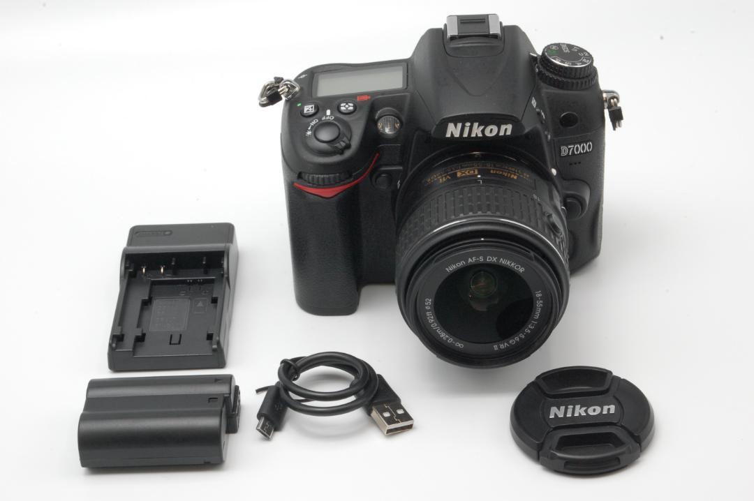 NIkon D7000 NIKKOR 18-55mm F3.5-5.6G VRⅡ