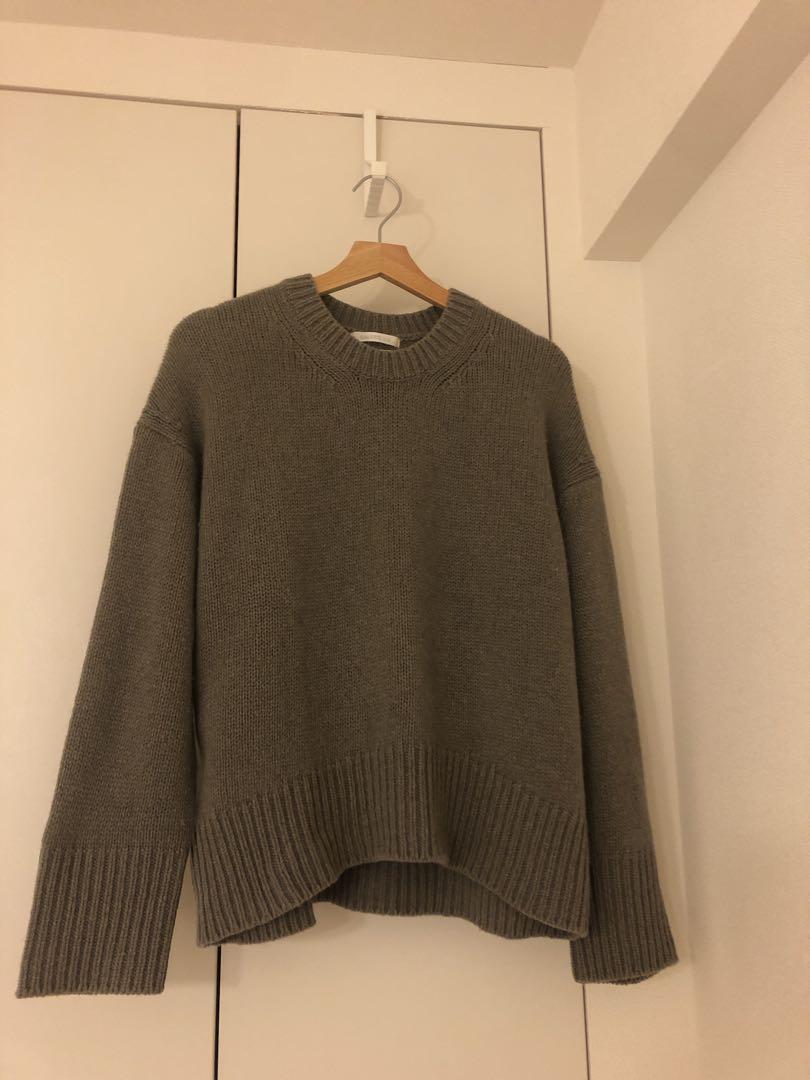 ギャルリーヴィー ファインウール クルーネックプルオーバー S 13,500円