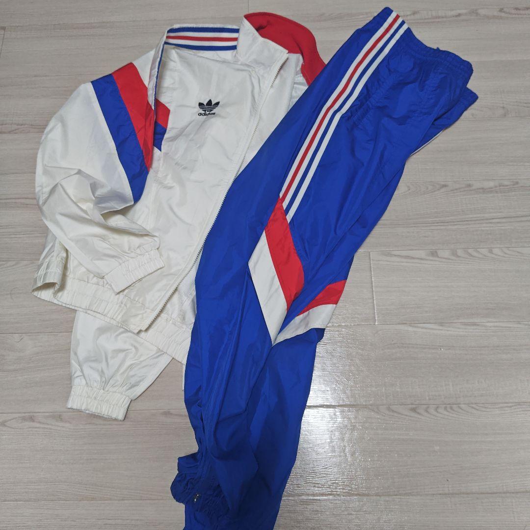 adidas ウィンドブレーカー上下　 ホワイト/ブルー/レッド トリコロール