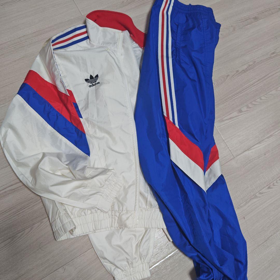adidas ウィンドブレーカー上下　 ホワイト/ブルー/レッド トリコロール