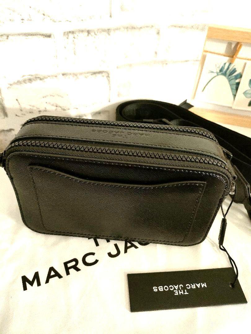 MARC JACOBS スナップショット カメラバッグ ブラック 小芝風花着用 MARC JACOBS スナップショット カメラバッグ ブラック 小芝風花着用