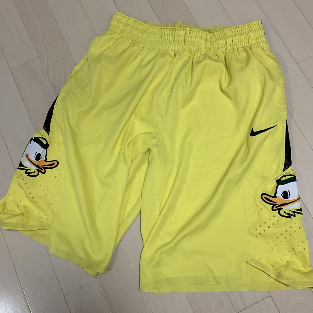 NIKE OREGON ducks バスケットボール　ショートパンツ古着 5,035円